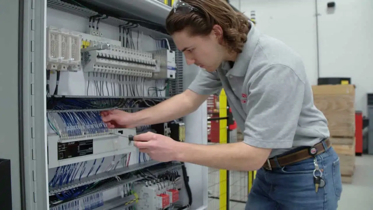 Custom Machine Building Custom Machine Building